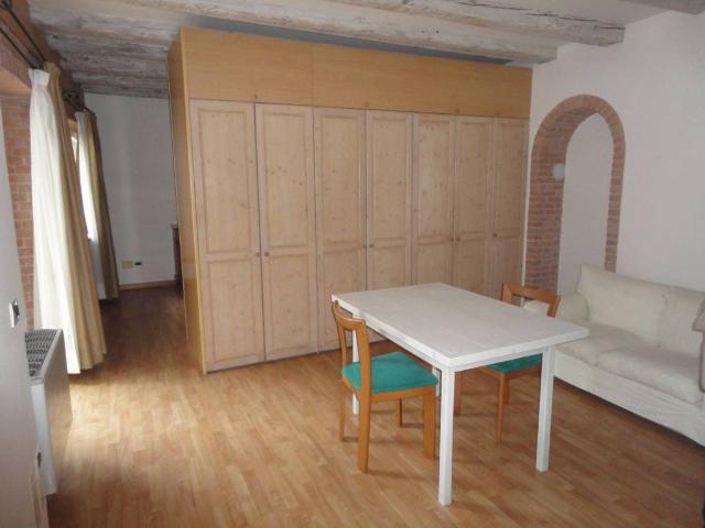 Appartamento in affitto a Borgo Aquileia, Reana Del Roiale