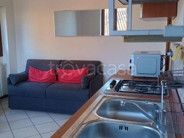 Appartamento in affitto a Borgo Gemona, Reana Del Roiale