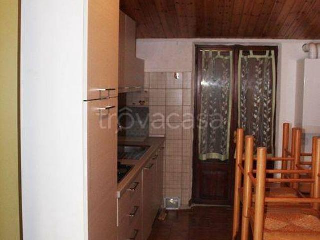 Appartamento in affitto a Tufo, Campania