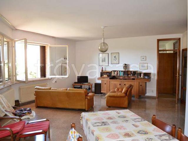 Appartamento in affitto a Campello Sul Clitunno, Umbria