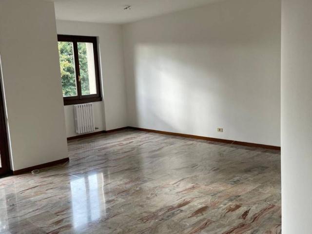 Appartamento in affitto a Urgnano, Bergamo