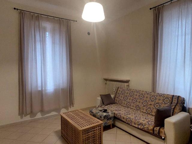 Appartamento in affitto a Fontanile, Piemonte