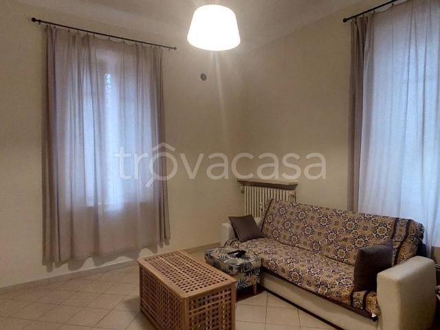 Appartamento in affitto a Fontanile, Piemonte