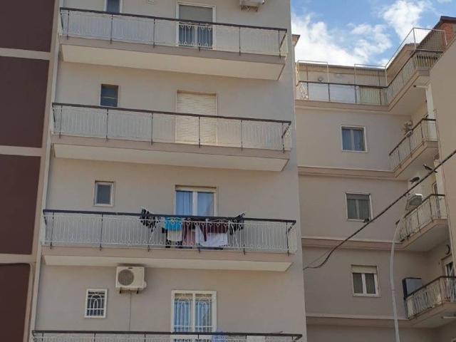 Appartamento in affitto a Valenzano, Bari