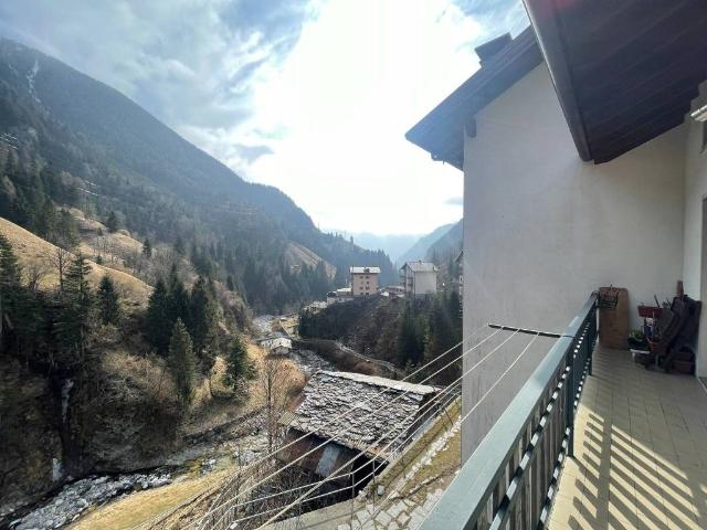 Appartamento in vendita a Comunità Montana della Valle Brembana, Valleve
