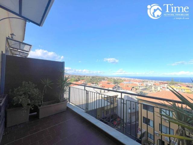 Appartamento in affitto a Valverde, Sicilia