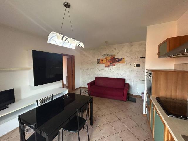 Appartamento in affitto a Vanzago, Lombardia