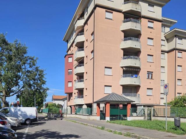Appartamento in affitto a Vanzago, Lombardia