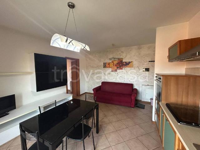 Appartamento in affitto a Vanzago, Lombardia