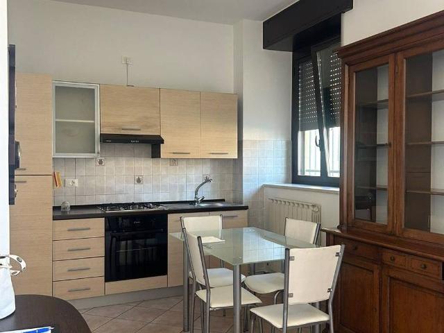 Appartamento in affitto a Vaprio d'Adda, Milano