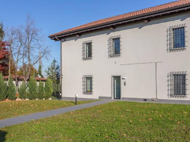 Appartamento in affitto a Vaprio d'Adda, Milano