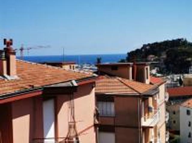 Appartamento in affitto a Castagnabuona, Varazze