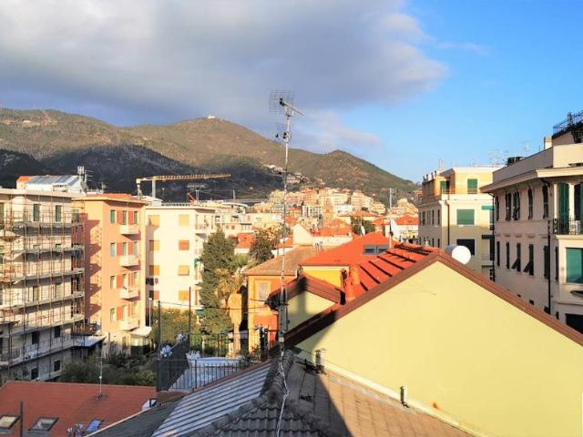 Appartamento in affitto a Varazze, Liguria