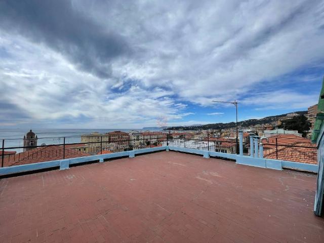 Appartamento in affitto a Varazze, Liguria
