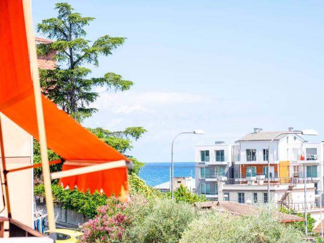 Appartamento in affitto a Castagnabuona, Varazze