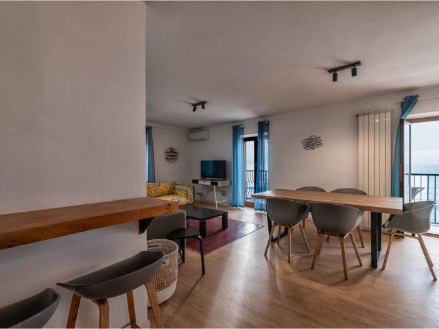Appartamento in affitto a Varazze, Savona