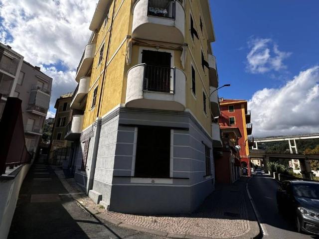 Appartamento in affitto a Parasio, Varazze