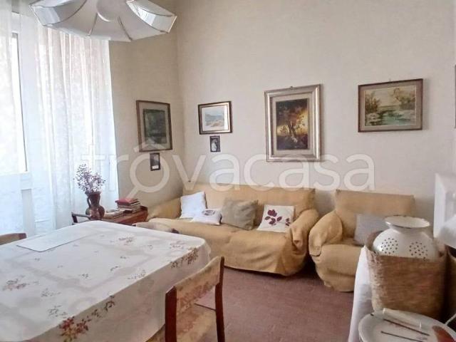 Appartamento in affitto a Varedo, Lombardia