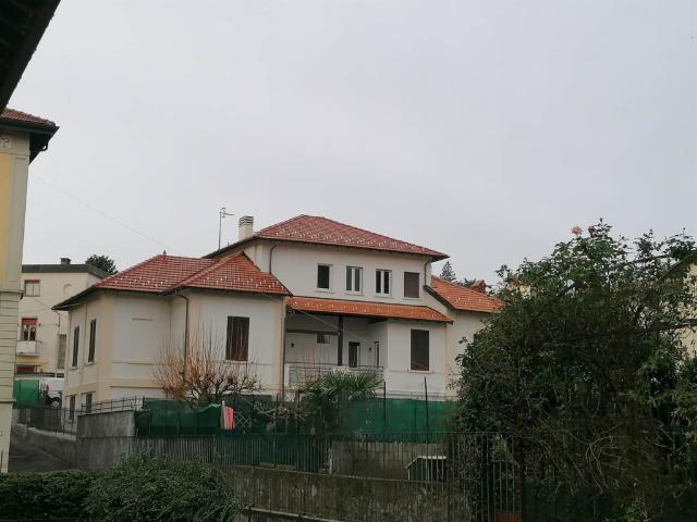 Appartamento in affitto a Velate, Varese