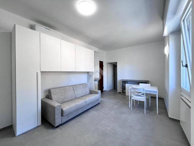 Appartamento in affitto a Santa Maria Maddalena, Varese