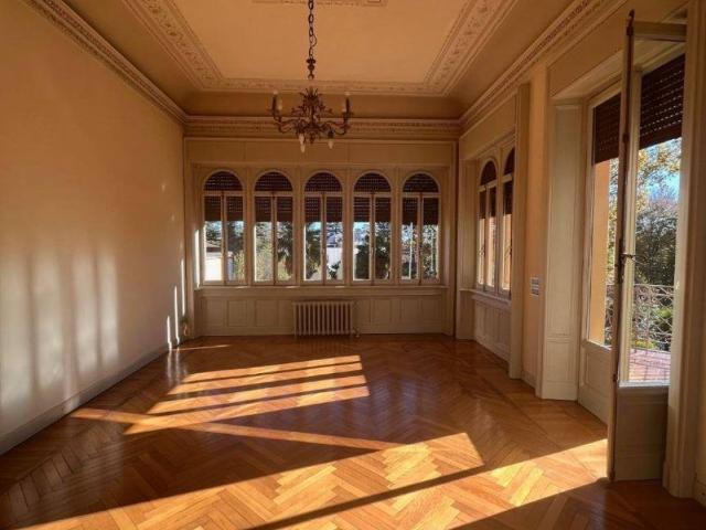 Appartamento in affitto a Biumo Superiore, Varese