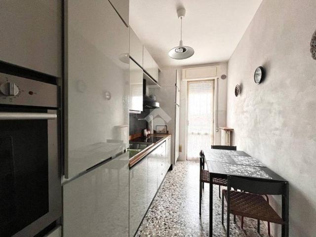 Appartamento in affitto a Valle Olona, Varese
