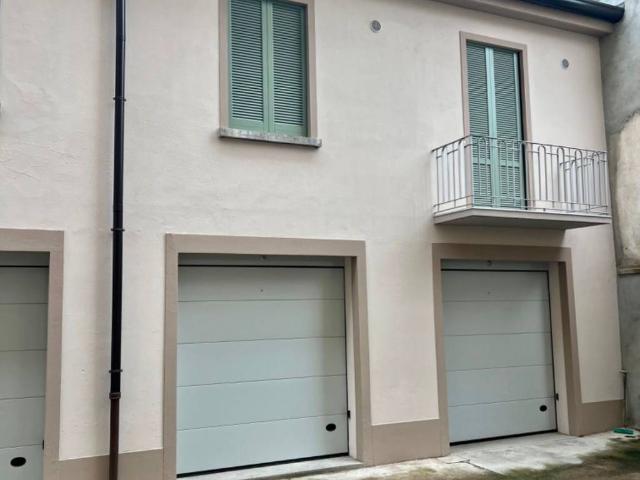 Appartamento in affitto a Biumo Superiore, Varese