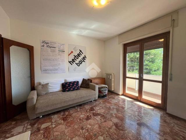 Appartamento in affitto a Varese, Lombardia