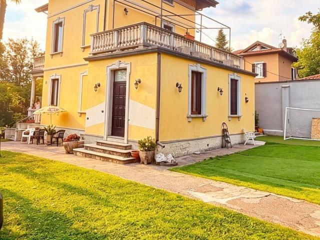 Appartamento in affitto a Biumo Superiore, Varese