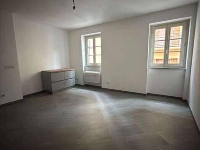 Appartamento in affitto a Biumo Superiore, Varese
