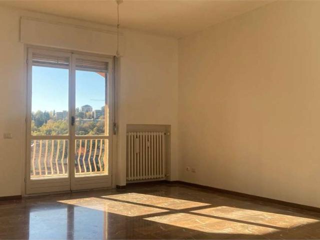 Appartamento in affitto a Varese, Lombardia
