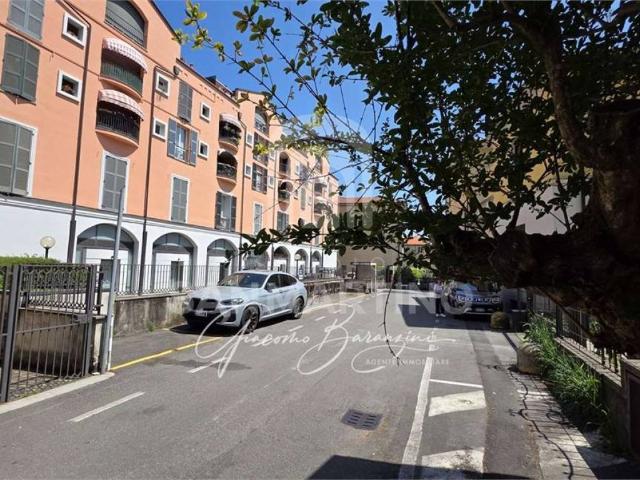 Appartamento in affitto a Biumo Superiore, Varese