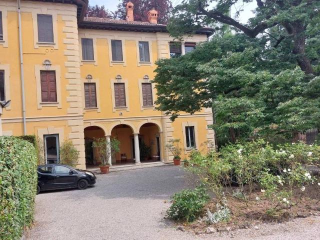 Appartamento in affitto a Biumo Superiore, Varese