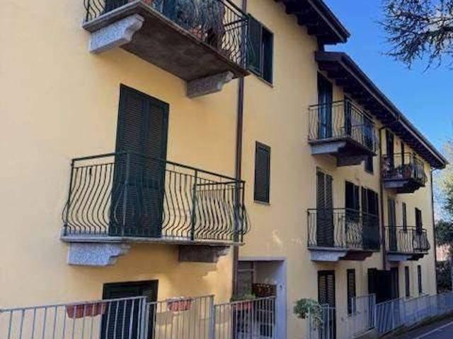 Appartamento in affitto a Marone, Varese