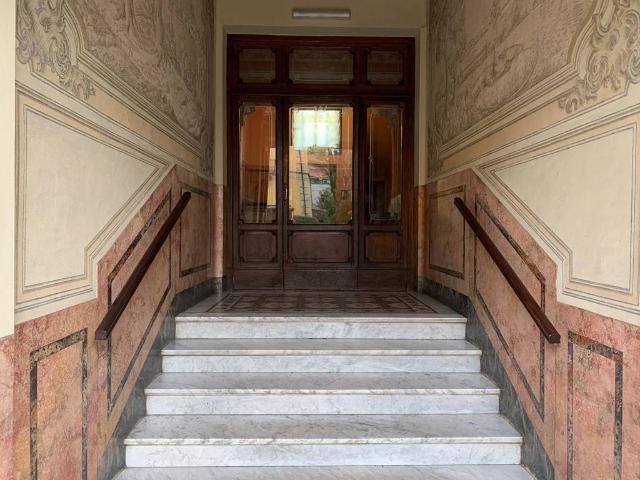 Appartamento in affitto a Biumo Superiore, Varese
