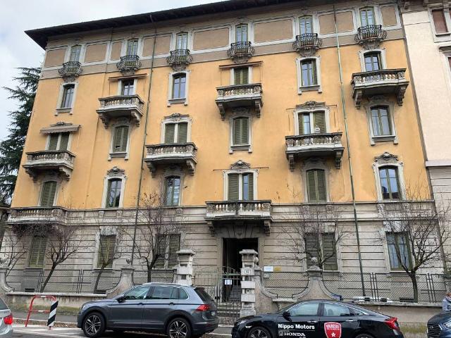 Appartamento in affitto a Biumo Superiore, Varese