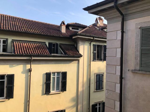 Appartamento in affitto a Biumo Superiore, Varese