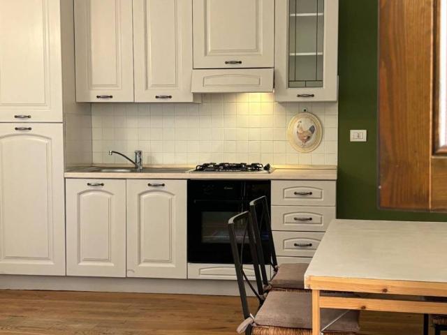 Appartamento in affitto a Varese, Lombardia