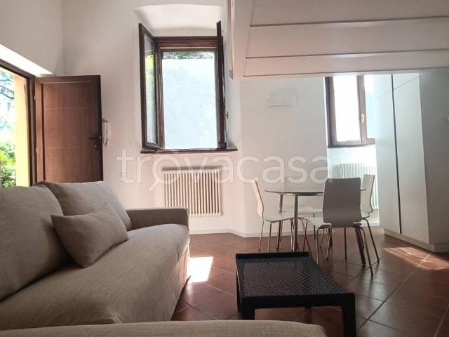 Appartamento in affitto a Varese, Lombardia