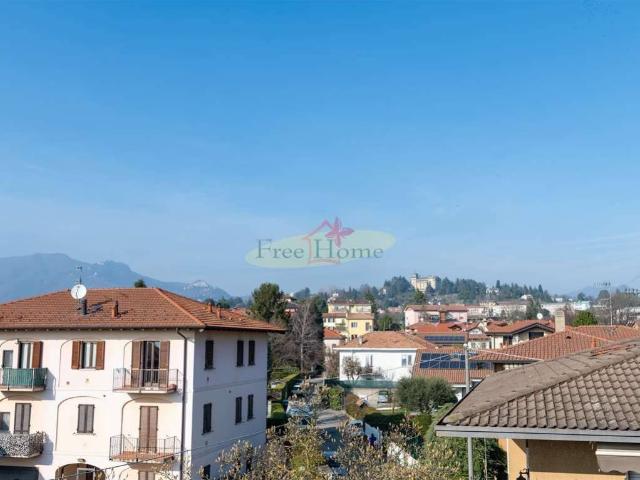 Appartamento in affitto a La Bassa, Varese