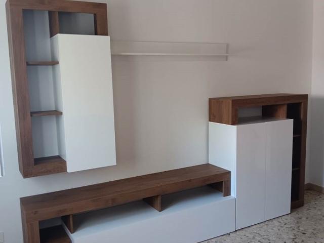 Appartamento in affitto a Valle Olona, Varese