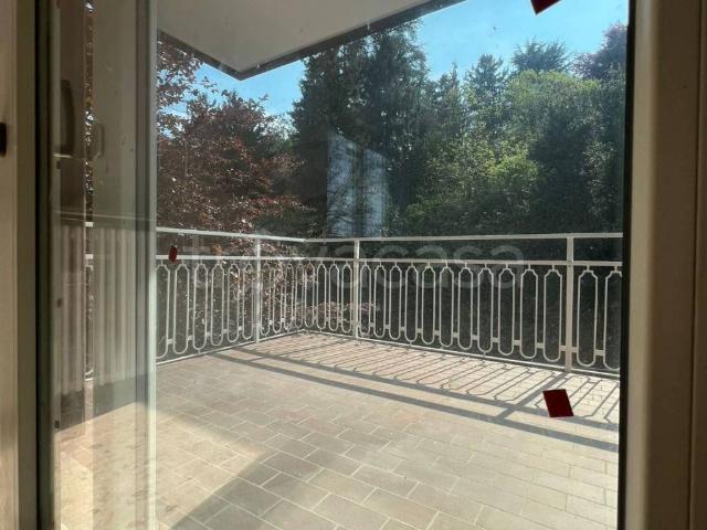 Appartamento in affitto a Biumo Superiore, Varese