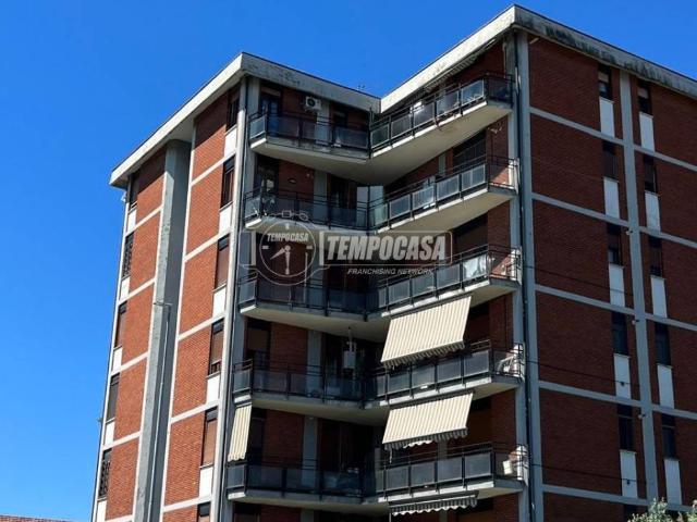 Appartamento in affitto a Vedano Al Lambro, Lombardia