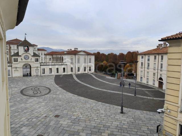 Appartamento in affitto a Centro, Piemonte