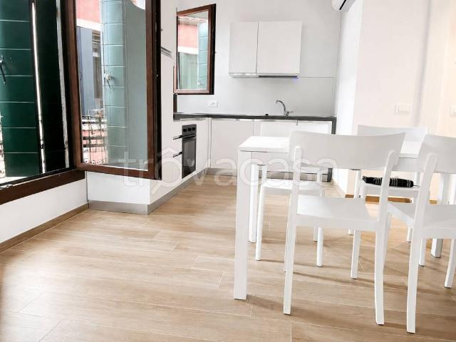 Appartamento in affitto a Venezia-Murano-Burano, Venezia