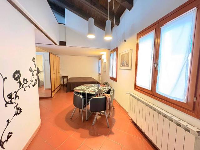 Appartamento in affitto a Venezia-Murano-Burano, Venezia