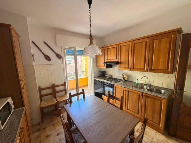 Appartamento in affitto a Ventimiglia, Liguria