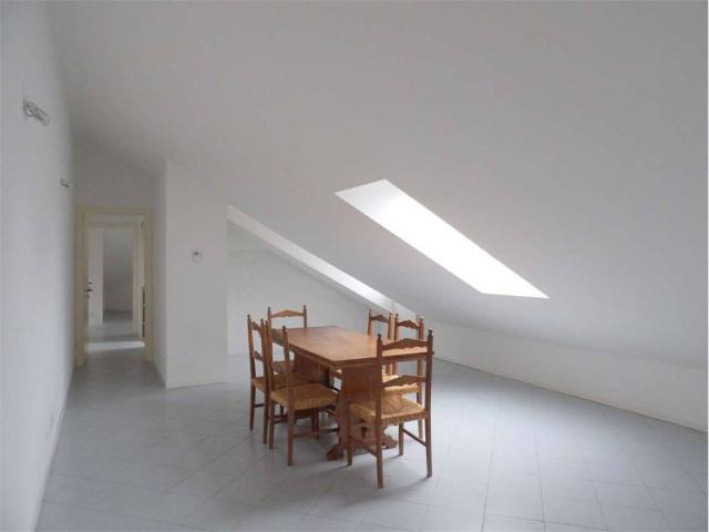 Appartamento in affitto a Zoverallo, Piemonte