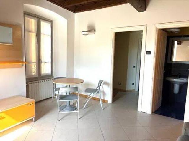 Appartamento in affitto a Pallanza, Verbania