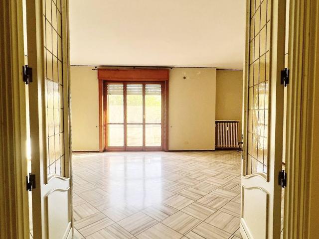 Appartamento in affitto a Porta Torino, Piemonte